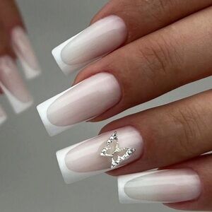 24pc Press On Nail Set from the Nail Bar 💅